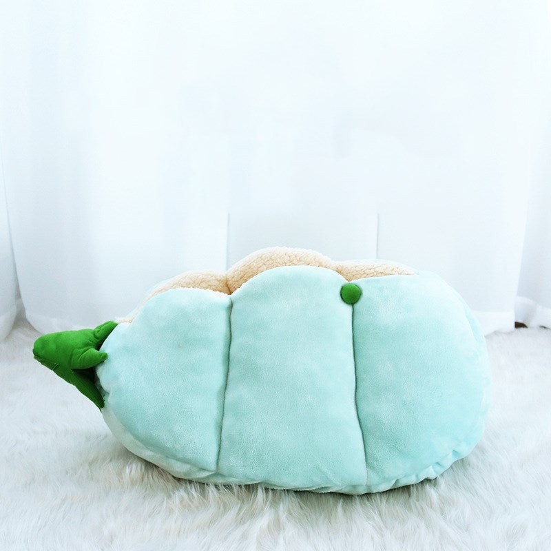 PeaPod Cozy Pet Bed plush bed for cats and small dogs